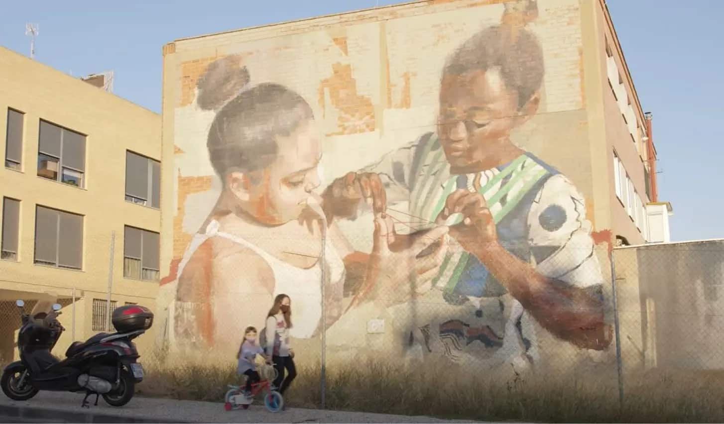 frame del documental las clases de fundación cotec y escuela21